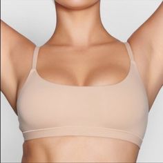 Skims Fits Everybody Scoop Neck Bra New With Tags Fast Shipping Rusty Rose, Neck Cream, Triangle Bralette, High Neck Tank, Maternity Nursing, Dark Tan, Demi Bra, Plunge Bra, Cotton Logo