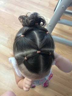 Sunday Hairstyles, Toddler Hair Dos, Toddler Hairstyles Girl Fine Hair, Knot Hairstyles, Baby Girl Hairstyles Curly, Easy Toddler Hairstyles, Girls Hairdos, Hairstyles Girl, Cute Toddler Hairstyles