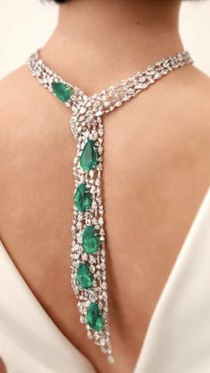 Big Diamonds Necklace, Choker Diamond, Big Diamonds, Serpent Jewelry, The Bling Ring, High Fashion Jewelry, Expensive Jewelry Luxury, Diamond Necklace Designs