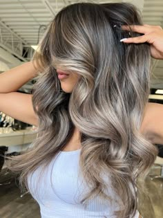 Yellow Blonde Hair Balayage, Masters Of Balayage, High Impact Balayage, High Contrast Balayage Brunettes, Light Brunette Balayage Hair Ashy, Sandy Beige Balayage, Partial Balayage Vs Full Balayage, Reverse Balayage Before And After, High Balayage