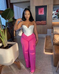 Pink And White Brunch Outfit, Pink And White Outfit Ideas Party, Pink And White Outfit Ideas, Brunch Party Outfit, Baddie Brunch Outfit, Outfit For A Party, Brunch Outfit Summer, Cute Professional Outfits, Cute Birthday Outfits