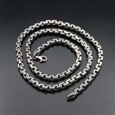 "925 Sterling Silver 7 MM Cable Chain Necklace, Greek Design Silver Chain, Handmade Chain Necklace ✦ Details ✦ * Material: 925 Sterling Silver * Sides oxidized * Stamp: 925 * Chain Weight : 22 Inches = 31.10 Gr 24 Inches = 32.20 Gr ✦ Shipping ✦ * Processing time: 1-2 business days. * This item ships from my Turkish workshop in Istanbul. * Add your phone number in address box for a smoother delivery. That makes courier personnel's job easier.  ✦ Packaging ✦ * Comes with a luxury gift box and a jewellery cleaning cloth. ✦ Returns, Exchanges ✦ * Return option available for 30 days after the delivery. * The product has to be in the same shape, type, and material. * Personalized products can't be returned or refunded. * Exchanging option is available for 30 days after the delivery.  * If the ex Silver Oval Link Box Chain Necklace, Oxidized Silver Round Chain Necklace, Silver Sterling Chain Necklace With Oxidized Finish, Silver Oxidized Round Chain Necklace, Silver Oxidized Chain Necklace, Silver Oxidized Finish Chain Necklace, Silver Chain Link Necklace With Oxidized Finish, Sterling Silver Oxidized Chain Link Necklace, Oxidized Chain Link Necklace For Gift