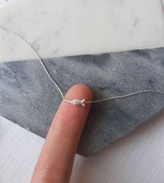 Dainty Silver Necklace, Jewellery Dainty, Delicate Silver Necklace, Choker Necklace Silver, Tiny Fish, Silver Choker Necklace, Mia 3, Dope Jewelry, Silver Choker