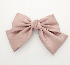 Cashmere Hair, Satin Hair Bow, Y2k Hairstyles, Big Hair Bows, Bow Barrette, Bow Hairstyle, Flower Girl Hairstyles, Bow Accessories, Handmade Hair Accessories