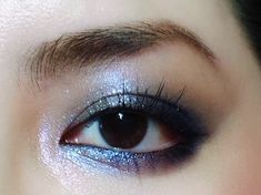 Funky Eyeshadow, Cute Aesthetic Makeup, Unique Eye Makeup, Lian Harper, Junior Prom Dress, Hooded Eyes Makeup, 70s Glam Rock, Violet Shades, Funky Makeup