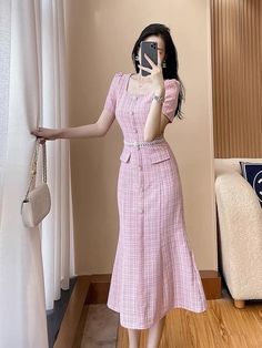 Pink Classy Dress Elegant, Sunday Kawr Design, Formal Clothes Aesthetic, Sunday Dress Top, Elegant Dresses Classy Modest, Korean Dress Outfit, Sunday Dress Design, Sunday Dress Outfit, Elegant Black Prom Dresses