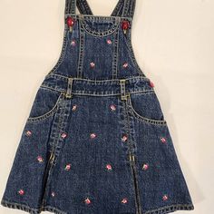 Gymboree Overall Dress Denim Flower Embroidered Size 18-24 mos NWT Ivory Sweater Dress, Vintage Kids Clothes, Bee Dress, Girls Jumpers, Black Striped Dress, Denim Flowers, Dress Denim, Sleeveless Dress Summer, Lightweight Dress