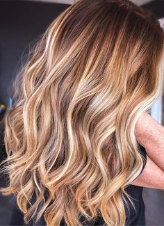 Ginger Spice Hair, Hair Colour Trends, Strawberry Blonde Hair Color, Hair Color Caramel, Ginger Spice, Colour Trends, Caramel Hair, Honey Blonde Hair, Beautiful Hair Color