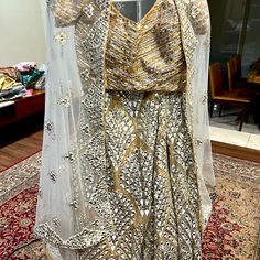 Original Designer Amit Talwar Trikaya Show Stopper Gold And Silver Lehnga Size 6 Got For Me Brothers Reception But Due To Corona Got Canceled Never Used All Handwork Net Dupatta Can Do Alterations For Sizing Has Room Inside Indian Lengha, Short Faux Fur Jacket, Leopard Print Jacket, Pink Bodycon Dresses, Silk Lehenga, Net Dupatta, Beaded Top, Gold And Silver, Vintage Denim