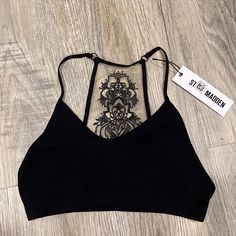 Steve Madden Top In Size Xs/S Similar It A Sports Bra Black Crop Top For Spring Workout, Crotchet Crop Top, Black Sequin Crop Top, Cozy Glam, Tweed Crop Top, Leather Bralette, Black Lace Crop Top, Sequin Crop Top, Corset Crop Top