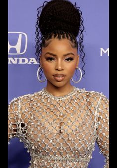 Chloe Loc Styles, Chloe Bailey Loc Styles, Birthday Locs Styles, Chloe And Halle Locs Style, Dreadlock Buns, Chloe Bailey Locs, Ponytail With Locs, Chloe Bailey Hairstyles