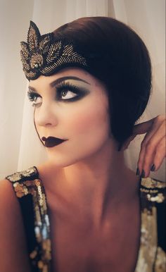 20s makeup vamp style 1920s Vamp Makeup, Flapper Makeup 1920s Gatsby Hair, 1920s Makeup Gatsby Roaring Twenties, 20s Flapper Makeup, 1920s Makeup Flapper, 20s Cabaret