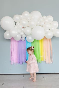 Easy DIY rainbow cloud is perfect for birthdays, baby showers, Easter/st Patrick's day, and photo shoots! Finished product is 6' in length! The kit includes 6 rolls of pastel streamers, shimmery white balloons in large, regular, and small sizes, and supplies to hang the balloons! I included a picture of how I hung the streamers with hangers (surprisingly easy to do!) and then I hung the hangers on command hooks (could also tape the hangers to the wall) and hung the balloon garland in front of th Baloon Garland, Aaliyah Birthday, Balloon Cloud, St Patricks Day Pictures, Balloon Clouds, Diy Clouds, Rainbow Parties, Balloon Kits