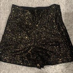 Shein Gold/Black Sequin Shorts Size Small High Waisted Zips On The Side Lined New Without Tags Perfect For New Year’s Eve Or The Holidays! Black Stocking With Sequin Shorts, Curvy Sequin Shorts, Fitted Party Bottoms With Built-in Shorts, Fitted Party Bottoms With Short Inseam, Fitted Black Shorts For Party, Fitted Bottoms With Short Inseam For Party, Black Shorts For Night Out, High Waist Sequin Shorts For Night Out, High-waist Sequined Shorts For Night Out