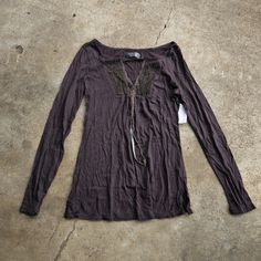 Old Navy Vintage Y2k Brown Boho Beaded Peasant Womans Top S New Condition Nice Detailing Chest: 15 Length: 20 Bohemian Embellished Tops For Fall, Casual Beaded V-neck Tops, Beaded V-neck Top For Festivals, Casual Beaded Long Sleeve Top, Casual Long Sleeve Beaded Top, Fitted Bohemian Beaded Tops, Bohemian Beaded V-neck Top, Beaded V-neck Bohemian Tops, Bohemian Embellished Tops For Spring