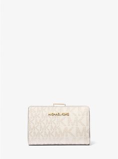 Jet Set Medium Metallic Logo Wallet | Michael Kors Cute Fall Fashion, Mk Wallet, White Wallet, Girly Bags, Michael Kors Wallet, Metallic Logo, Key Chains, Interior Details, Jet Set