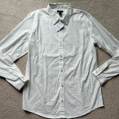 Brand New With Tags Size Large Forever 21 Mens Button-Up Dress Shirt Woven Top White Long Sleeve Collared Large Spring Slim Fit Button-up Dress Shirt, Fall Button-up Dress Shirt With Button Closure, Button-up Dress Shirt For Fall, Spring Collared Dress Shirt With Button Closure, Forever 21 Button-up Tops With Buttons, Forever 21 Collared Tops With Button Closure, Forever 21 Long Sleeve Buttoned Top, Forever 21 Collared Top With Button Closure, Forever 21 Long Sleeve Tops With Buttons