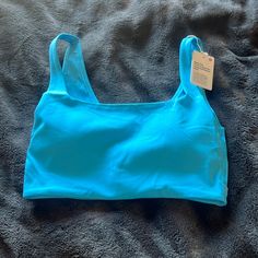 Bend This Scoop And Square Bra Lululemon Size Xxs/Xs Color Kybl Brand New With Tags 6 Blue Athleisure Sports Bra With Scoop Neck, Blue Scoop Neck Sports Bra For Athleisure, Athleisure Blue Scoop Neck Sports Bra, Blue Seamless Scoop Neck Sports Bra, Blue Scoop Neck Sports Bra, Blue Scoop Neck Sports Bra For Gym, Beach Scoop Neck Top With Seamless Construction, Scoop Neck Seamless Top For Beach, Beach Tops With Seamless Construction And Scoop Neck