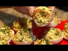 Stuffed Deviled Eggs, Snack To Make At Home, How To Make Tuna, Snack To Make, Deviled Eggs Easy, Tuna Salad Recipe, Snacks To Make, Tuna Salad, Easy Delicious Recipes