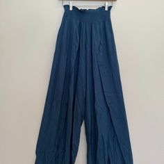 Brand: Elan Size: Xs Color: Blue Condition: New Spring Blue Cotton Wide Leg Pants, Blue Stretch Wide Leg Pants For Summer, Blue Cotton Wide Leg Pants For Summer, Blue Non-stretch Wide Leg Pants For Summer, Blue Non-stretch Casual Wide Leg Pants, Chic Washed Blue Bottoms For Day Out, Chic Blue Cotton Wide Leg Pants, Chic Blue Pants For Beach, Blue Wide Leg Pants With Pockets For Day Out