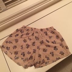 Brandy Floral Cotton Rayon Blend Shorts. Marked One Size But They For Sure Fit Smaller, Probably Small / Xsmall. Never Worn, Washed Once And Then Tried On But Never Worn Bc Too Small For Me. Brandy Melville Shorts, Brandy Melville, Brandy, Womens Shorts, Floral, Women Shopping