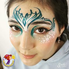 Underwater Face Painting, Simple Mermaid Face Paint, Mermaid Bodypaint, Under The Sea Face Paint, Mermaid Face Paint Kids Easy, Beach Face Paint, Face Painting Mermaid, Ocean Face Paint, Face Paint Mermaid