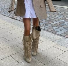 #ootd #boots #aesthetic #style #fashion Isabel Marant Boots Outfit, Isabel Marant Dicker Boots Outfits, Isabel Marant Aesthetic, Boho Chic Aesthetic, Chic Fringe Boots For Winter, Isabel Marant Western Boots Outfit, Isabel Marant Denvee Boots Outfit, Fringe Boots Outfit, Isabel Marant Style