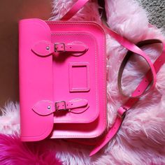 The Cambridge Satchel Company Suitcase. Pink Color . Never Used High Quality Satchel. Luxury Pink Satchel As A Gift, Luxury Pink Satchel As Gift, Luxury Pink Satchel Gift, Luxury Rectangular Satchel For School, Classic Pink Top Handle Satchel, Classic Pink Rectangular Bag, Designer Rectangular Shoulder Bag For School, Classic Pink Satchel With Detachable Strap, Luxury Satchel With Detachable Strap For School