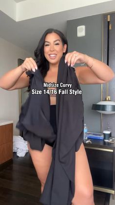 Wedding Guest Outfit Midsize, Party Outfit Night Club Curvy, All Black Night Out Outfit, Black Wedding Guest Outfits, Fall Wedding Guest Outfit, Party Outfit Night Club, Black Wedding Guest Dresses, Outfit Midsize, Winter Wedding Outfits