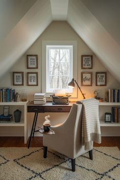 20 Smart Small Attic Room Ideas Nobody Talks About Small Attic Room Ideas, Small Attic Room, Attic Room Ideas, Attic Office, Small Attic, Attic Room, Attic Rooms, Room Ideas, Bedroom