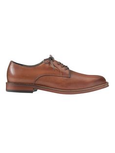 A versatile oxford shoe with sleek, minimalist design, made in luxe, Italian leather.  Designed with lightweight, durable OrthoLite® performance insoles for breathable cushioning that wicks away moisture for the ultimate in comfort.  Our Advanced Co Chukka Boots, Banana Republic, Italian Leather, Sale Items, Derby, Minimalist Design, Brown Leather, Dress Shoes Men, Oxford Shoes