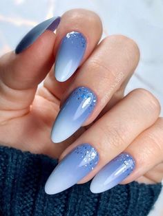 Purple Ombre Nails, Blue Ombre Nails, Blue Nail Art Designs, Unghie Sfumate, Light Blue Nails, Baby Blue Nails, Ombre Nails Glitter, Nails Now, Blue Nail Art