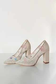 Embroidered High Heel Wedding Shoes, Traditional High Heels For Spring, Traditional High Heel Spring Heels, Spring Ceremony Closed Toe Heels, Floral Embroidered High Heel Wedding Heels, Spring Wedding Heels With Floral Embroidery, Floral Embroidered High Heels For Wedding, Wedding Heels With Floral Embroidery And Round Toe, Summer Wedding Heels With Floral Embroidery