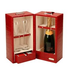 RED LEATHER HEMINGWAY CHAMPAGNE SET BY RENZO ROMAGNOLI - Luxxdesign.com - 1 High-end Luxury Box Bag As Gift, High-end Luxury Box Bag For Gift, Au Vodka, Leather Box, Champagne Bottles, Wine Box, Champagne Flutes, Flutes, Champagne Bottle