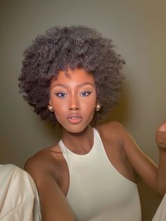 4c Afro, Afro Natural Hair, 4c Natural Hair, Dark Skin Beauty, Natural Hair Inspiration, Natural Curls