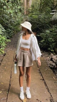 Philippines Outfit, Summer Camp Outfits, Backpacking Outfits, Wander Outfit, Trekking Outfit Women, Trekking Outfit, Camping Outfits For Women, Cute Hiking Outfit, Hiking Outfit Spring