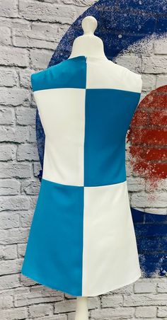 Mod Dress 1960s Inspired Dress Mondrian Style - Etsy White Fitted Mod Mini Dress, Blue Fitted Mod Mini Dress, 60s Gogo Fashion, Mod Style 60's, 1960s Twiggy, 60s Accessories, 60s Gogo, Teenage Clothing, 60s Vibe