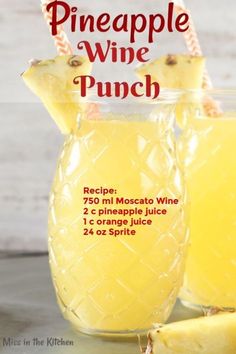 Wine Punch Recipes, Pineapple Wine, Wine Punch, Punch Drinks, Yummy Alcoholic Drinks, Punch Recipe