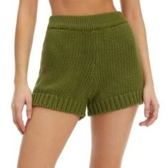 Nwt!! Good American Chunky Sweater Shorts Sz: 3/4 Equivalent To A L/Xl Via Good American Laid-Back But Luxe Style Is The Name Of The Game With These High-Waisted Shorts Knit In A Chunky Gauge. Style Name: Good American Chunky Sweater Shorts. Style Number: 6287437. Super Soft Chunky Knit Shorts, High Waisted In Color Pesto Trendy Green Shorts For Fall, Green High Waist Shorts For Fall, High Waist Green Shorts For Fall, Comfortable Summer Vacation Bottoms, Green Fall Shorts, Cozy Summer Vacation Bottoms, Cozy Stretch Shorts For Summer, Cozy Short Bottoms For Summer, High-waist Green Shorts For Fall