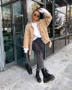 Italian Street Style, Vinter Mode Outfits, Pakaian Hipster, Winter Mode Outfits, Rok Outfit, Gala Fashion, Fotografi Digital, Looks Street Style