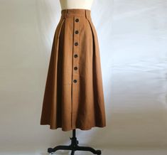 Long Wool Skirt, Warm Skirts, Long Linen Skirt, Western Wear Outfits, Handmade Skirts, Womens Maxi Skirts, Hijabi Outfits, Brown Skirts, Winter Skirt