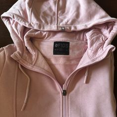 Figs Nwot Light Pink On Shift Full Zip Hoodie Size Medium. Perfect Condition, Send Me An Offer :) Back To School Fits, School Fit, Fit Ideas, School Fits, Full Zip Hoodie, Send Me, Zip Hoodie, Fig, Light Pink