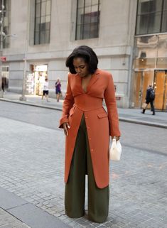 High Fashion Fall Outfits, Orange Office Outfit, Chic Conference Outfits Women, False Collar Outfit, Professional Dress Outfits, Classy Black Women Outfits, Dress Blazer Outfit, High Fashion Tops, Dress And Corset