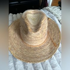 Vintage 1990 Style - Never Worn Found In Closet No Box Or Tag See All Pictures For Condition And Some Minor Flaws And Marks Casual Toquilla Straw Hat For Ranch, Casual Brown Sun Hat For Ranch, Casual Brown Ranch Sun Hat, Brown Flat Bill Panama Hat For The Beach, Brown Flat Bill Panama Hat For Beach, Brown Flat Bill Fedora For Vacation, Brown Flat Bill Straw Hat For Vacation, Casual Natural Sun Hat With Flat Bill, Brown Flat Bill Fedora For Beach