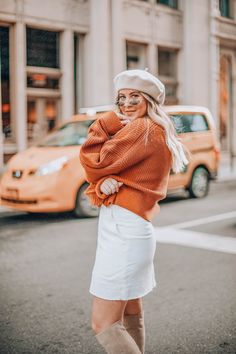 New York Blogger Danielle Gervino styles H&M denim skirt and OTK boots for Fall | #falloutfit #fallstyle #falloutfitideas #fallfashion #fallboots Elegant Wardrobe, Preppy Fashion, Boots For Fall, Fall Fashion Trends Women, Otk Boots, Clothes Winter, Transition Outfits, Style Advice, Classy Fashion