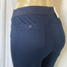 Super Beautiful Navy Blue Capri Pants, Mid-Rise, Elastic Comfort Waist, Hems With Slits, Faux Zipper Closure, Two Slant Front Pockets With Buttons, Two Back Pockets With Buttons, Super Comfortable. Color: Navy Blue Size: Large: Waist: 36” It Stretches To 40” Front Rise: 11” Leg Opening: 16” Fabric: 98% Cotton, 2% Spandex Quantity: 1 Non-stretch Blue Capris With Pockets, Blue Mid-rise Jeggings With Pockets, Blue Mid-rise Relaxed Fit Capris, Stretch Blue Capris For Workwear, Blue Stretch Capris For Work, Non-stretch High Waist Blue Capris, High Waist Non-stretch Blue Capris, Blue Stretch Mid-rise Capris, Mid-rise Blue Capris For Work