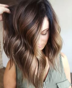 Mocha bayalage on dark brunette base Bayalage Brunette, Fall Hair Color For Brunettes, Spring Hairstyles, Fall Hair Color, Ash Blonde, Blake Lively, Ombre Hair