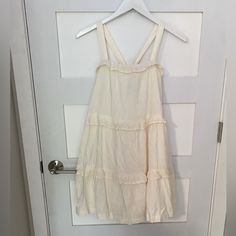 This Dress Is So Cute But I Have Two Of Them So I’m Selling This One! Nwt, But The Price Part Got Ripped Off For Some Reason? Cream V-neck Summer Dress, Cream Cotton Peasant Dress, Beige V-neck Sundress Affordable, Cream V-neck Sundress, Cotton V-neck Sundress With Lace Trim, Get Ripped, Old Navy Dresses, Cute Summer Dresses, Cream White