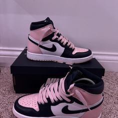 “Bubble Gum 1s”  Used but in good condition  Comes with pink, navy blue, and white laces #jordan #jordan1 #sneakers Ugh Sneakers, Jordans High Top, Fits With Jordans, Must Have Shoes For Women, Kickers Shoes, Jordans For Women, Cute Jordans