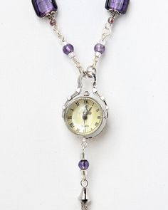 Watch Upcycle, Be On Time, Old Jewelry Crafts, Jewelry Recycled, Marble Necklace, Handmade Watch, Watch Jewelry, Steampunk Jewelry, Old Jewelry